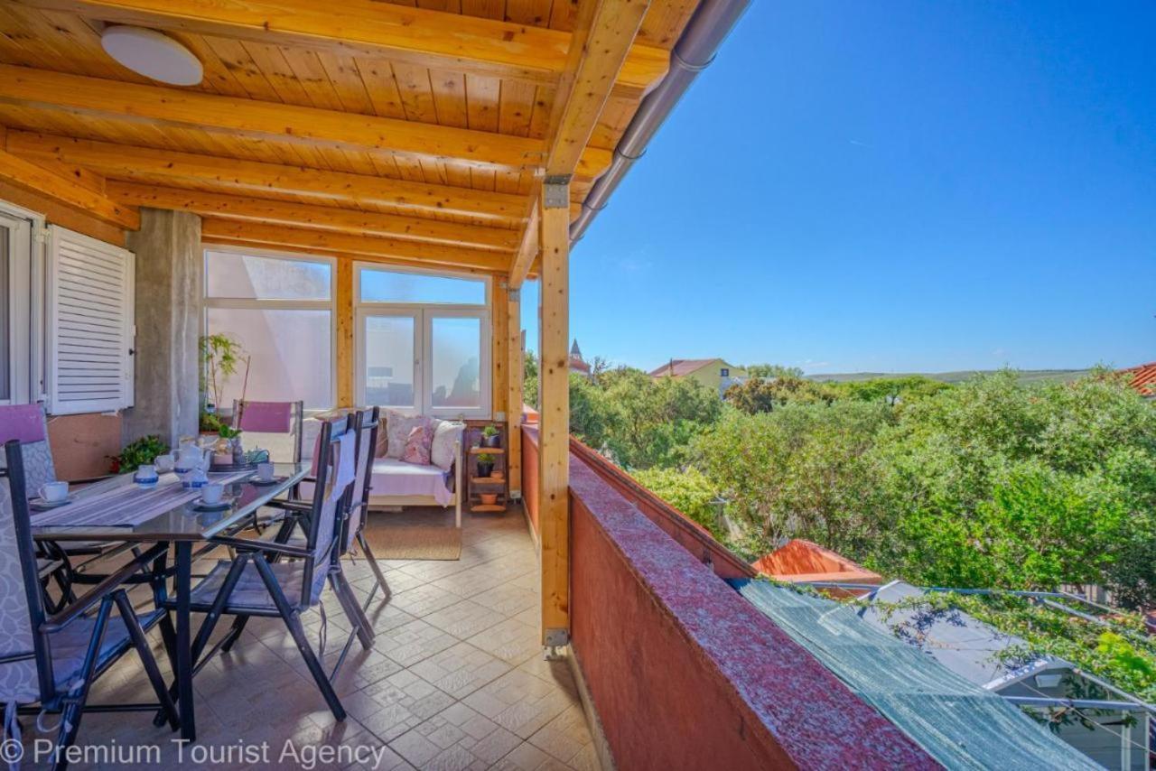 Sunset Apartment With Sea View Povljana Exterior foto