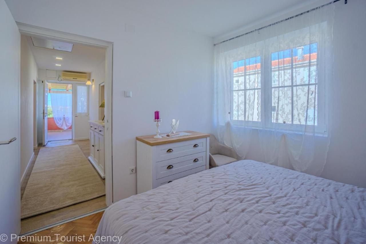 Sunset Apartment With Sea View Povljana Exterior foto